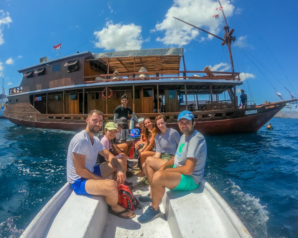 Liveaboard Komodo Happy guests